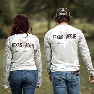 Aggie Outdoors Camo Buck Active Long Sleeve - Sand Size 2XL EUC